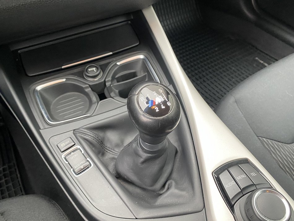 BMW Řada 1 1.5i Advantage