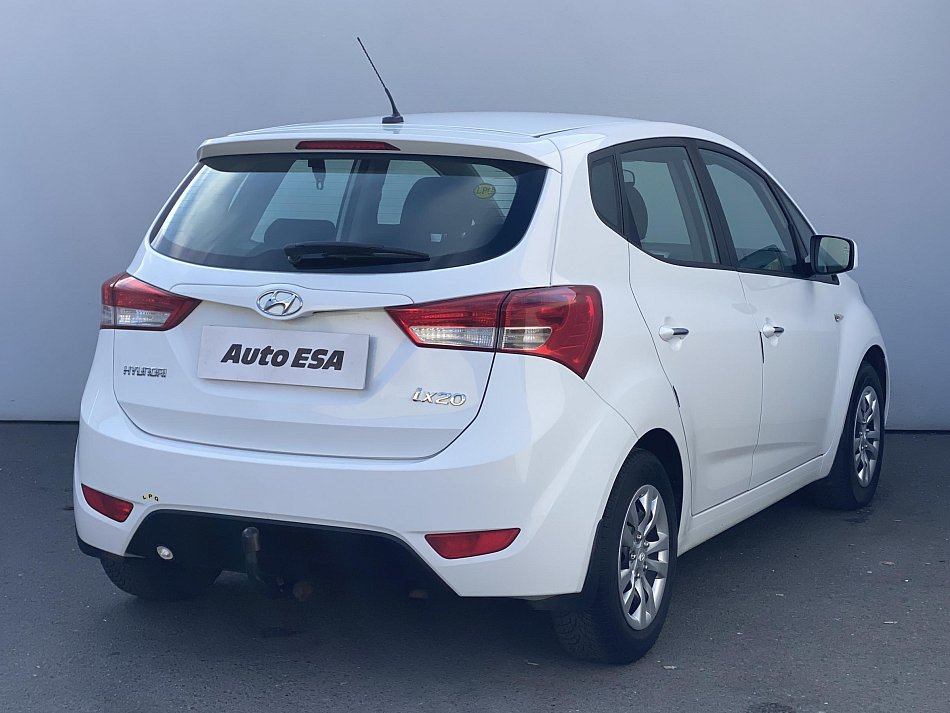Hyundai Ix20 1.6i 