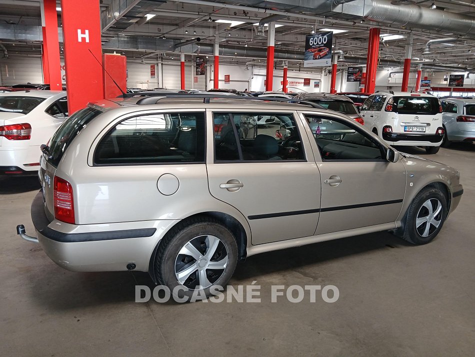 Škoda Octavia 1.6i 