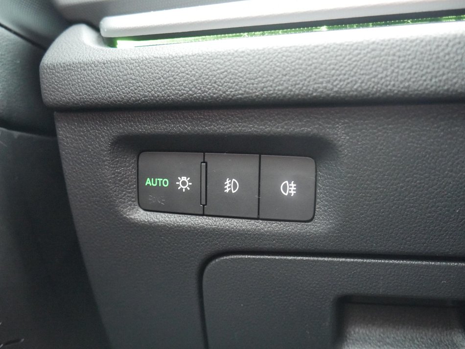 Škoda Octavia IV 2.0 TDi 