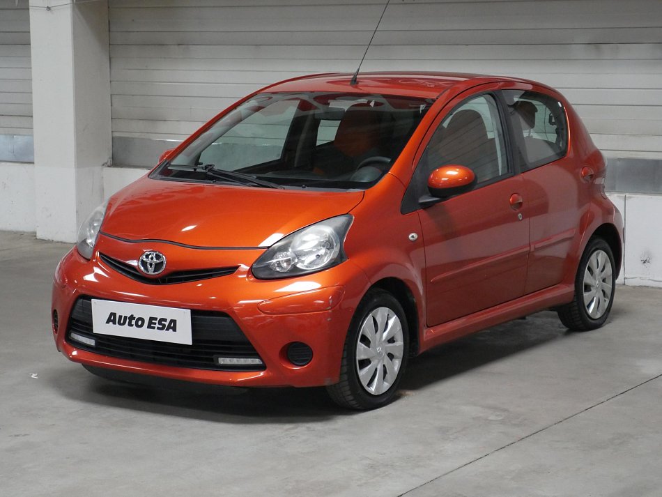 Toyota Aygo 1.0i 