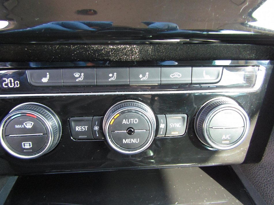 Volkswagen Passat 2.0 TDi Highline