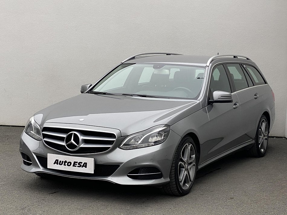 Mercedes-Benz Třída E 2.2 CDi  E250 4Matic