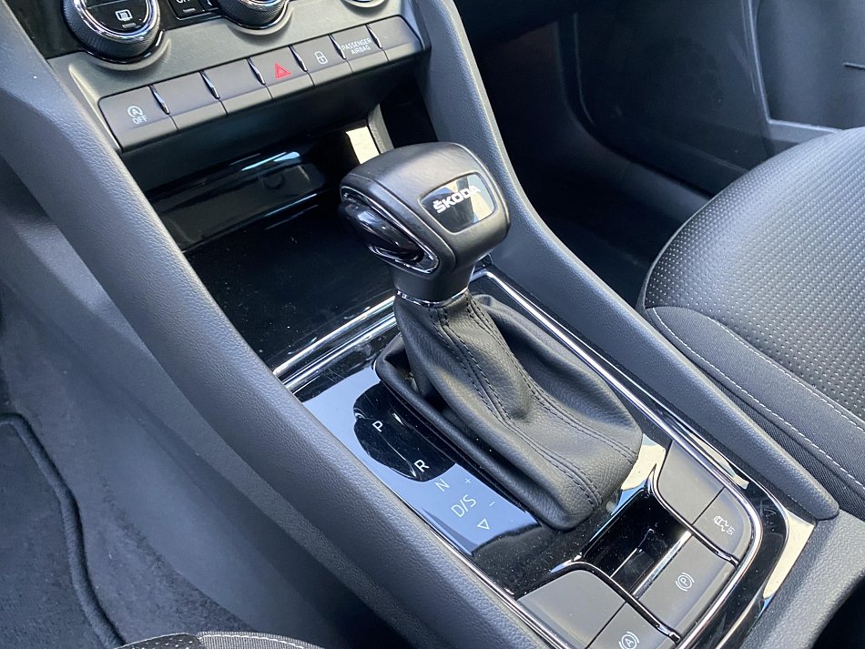 Škoda Karoq 1.5 TSi Tour