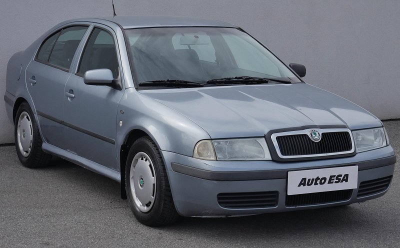 Škoda Octavia 1.6i Elegance