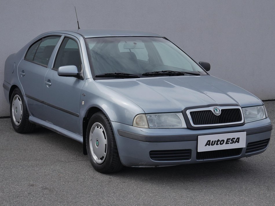 Škoda Octavia 1.6i Elegance