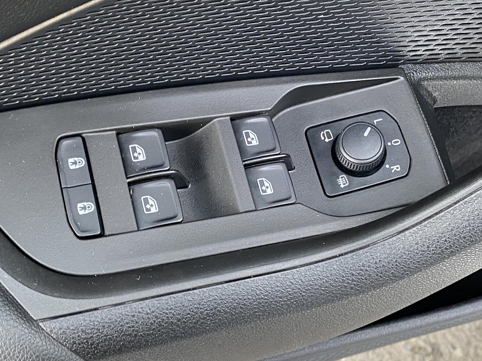 Škoda Octavia IV 1.5 TSi Style