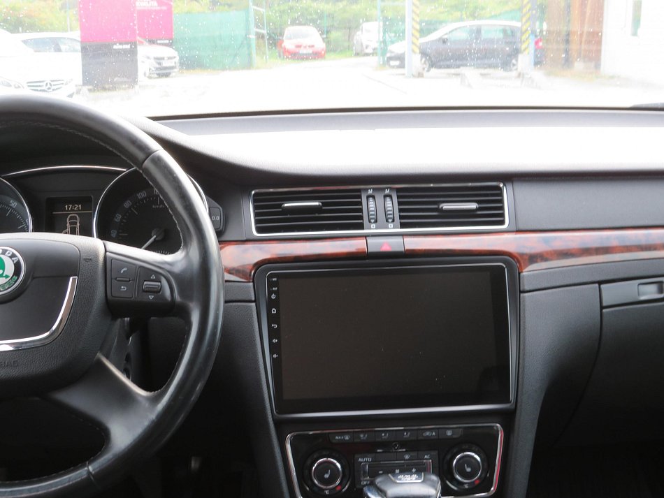 Škoda Superb II 3.6 V6  4x4