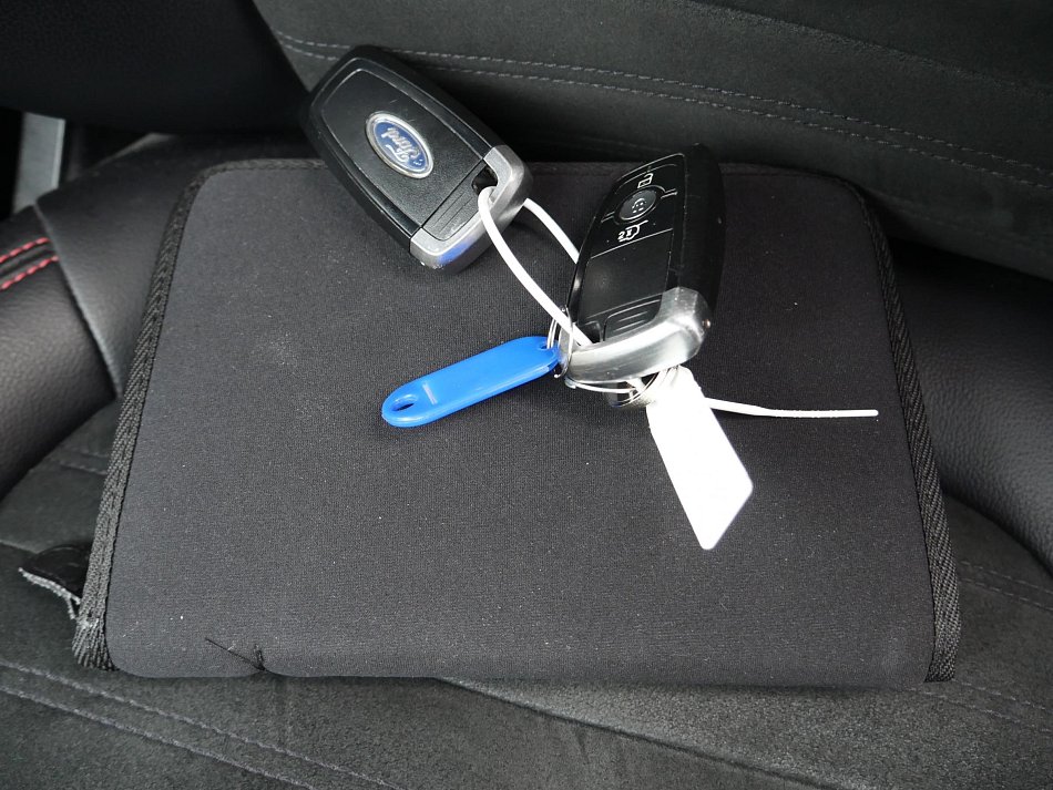 Ford Kuga 1.5 EB ST-Line