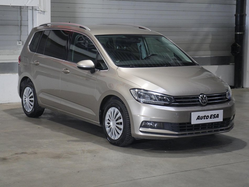 Volkswagen Touran 1.5TSi 