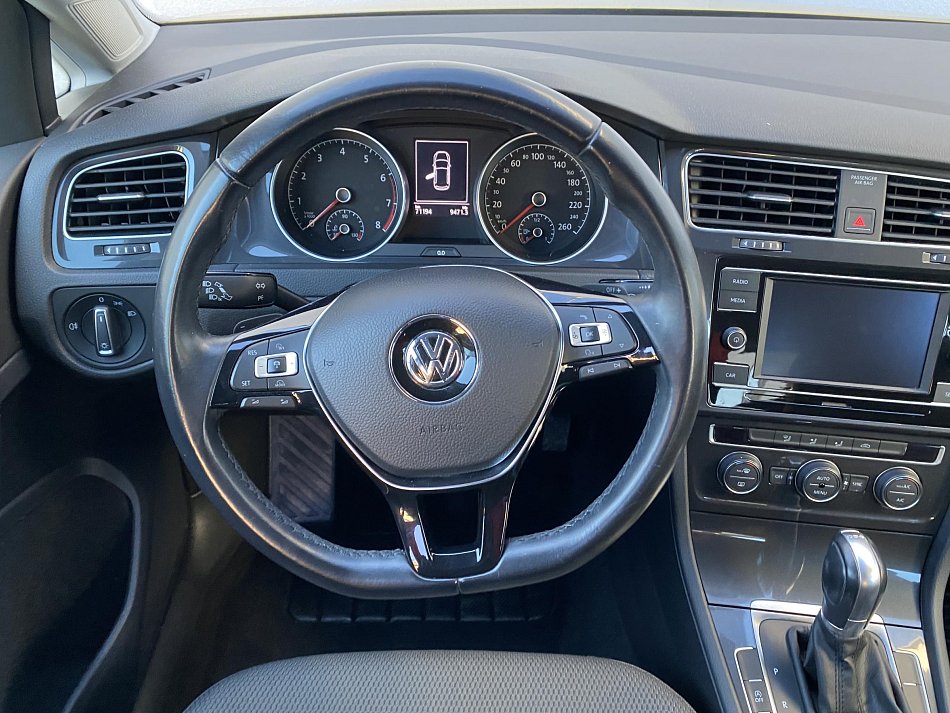 Volkswagen Golf 1.5TSi 
