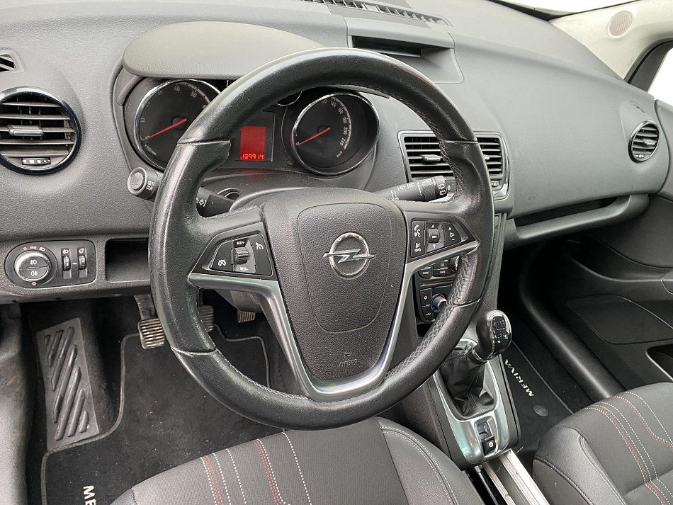 Opel Meriva 1.4T Edition 150