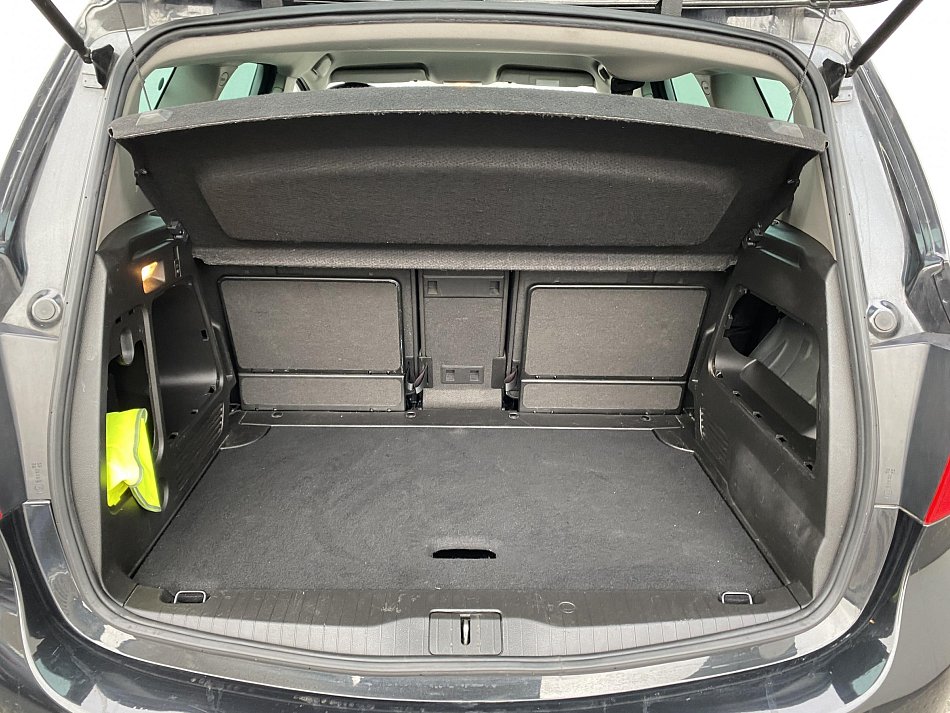 Opel Meriva 1.4T Edition 150