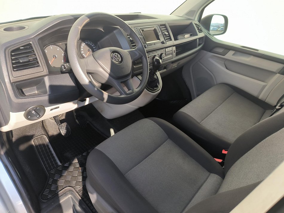 Volkswagen Transporter 2.0TDi  T6