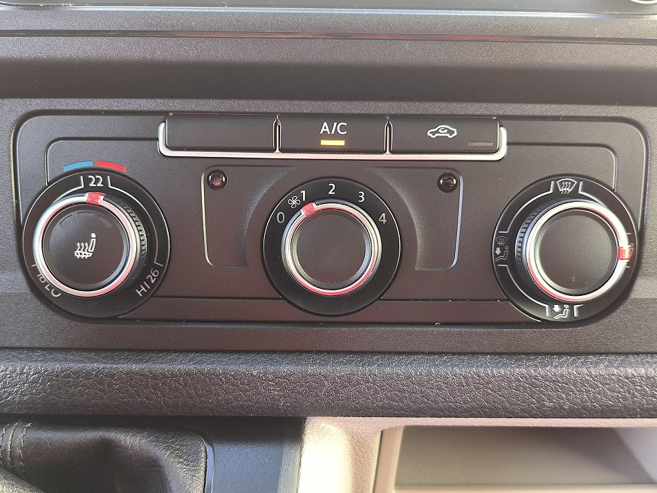 Volkswagen Transporter 2.0TDi  T6