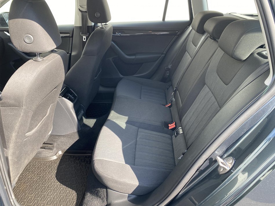 Škoda Octavia III 2.0 TDi Style