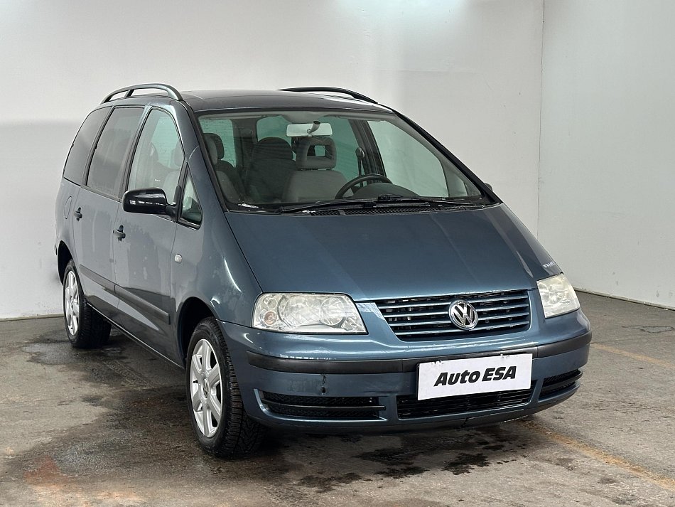 Volkswagen Sharan 2.0i  7míst