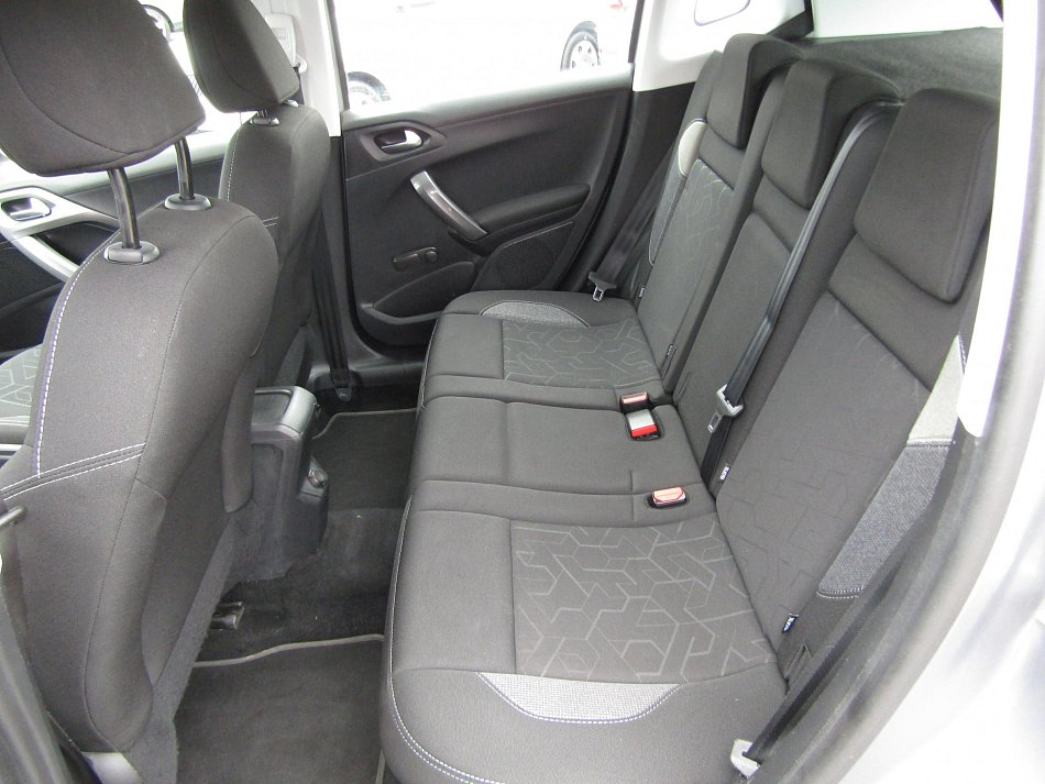 Peugeot 2008 1.6 HDi 