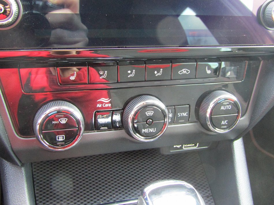 Škoda Octavia III 2.0 TDi  4x4