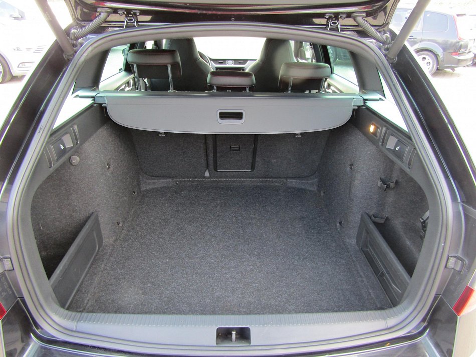 Škoda Octavia III 2.0 TDi  4x4