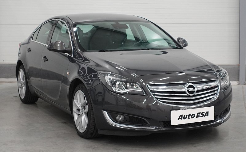 Opel Insignia 2.0CDTi 