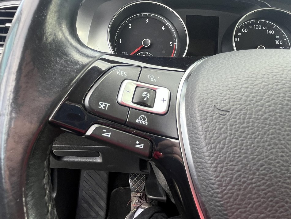 Volkswagen Golf 1.6TDi 