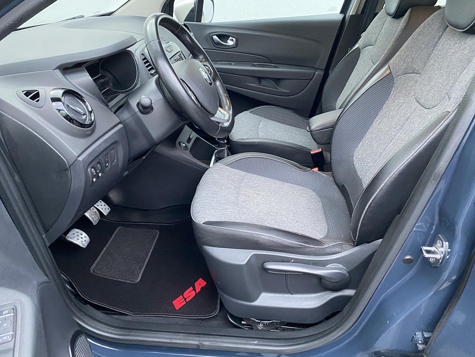 Renault Captur 1.3TCe Intense