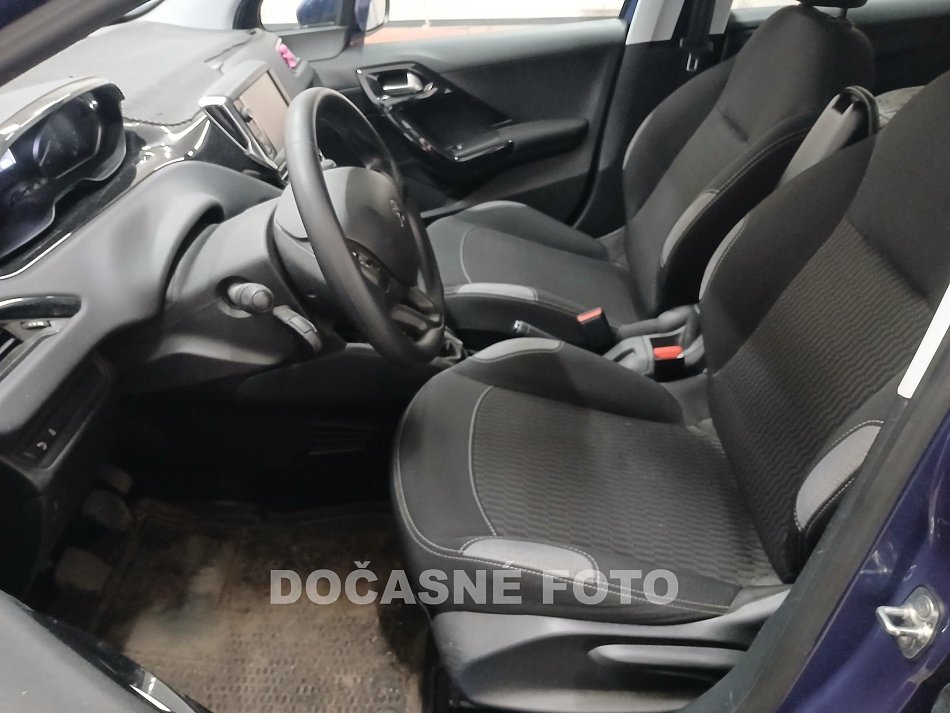 Peugeot 208 1.6 hdi 