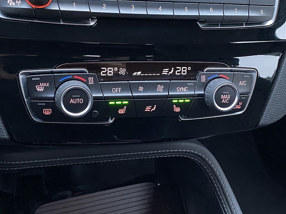 BMW X1 1.5i  sDrive 18i