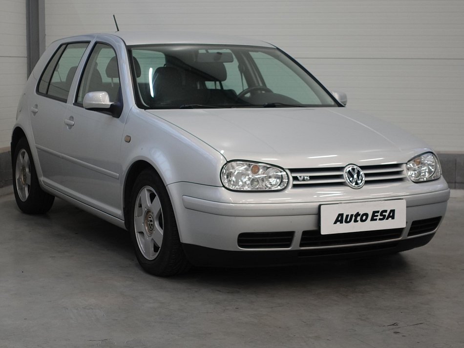 Volkswagen Golf 2.3 V5 