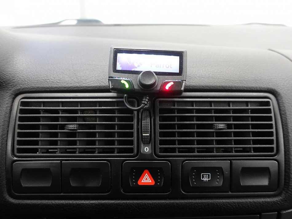 Volkswagen Golf 2.3 V5 