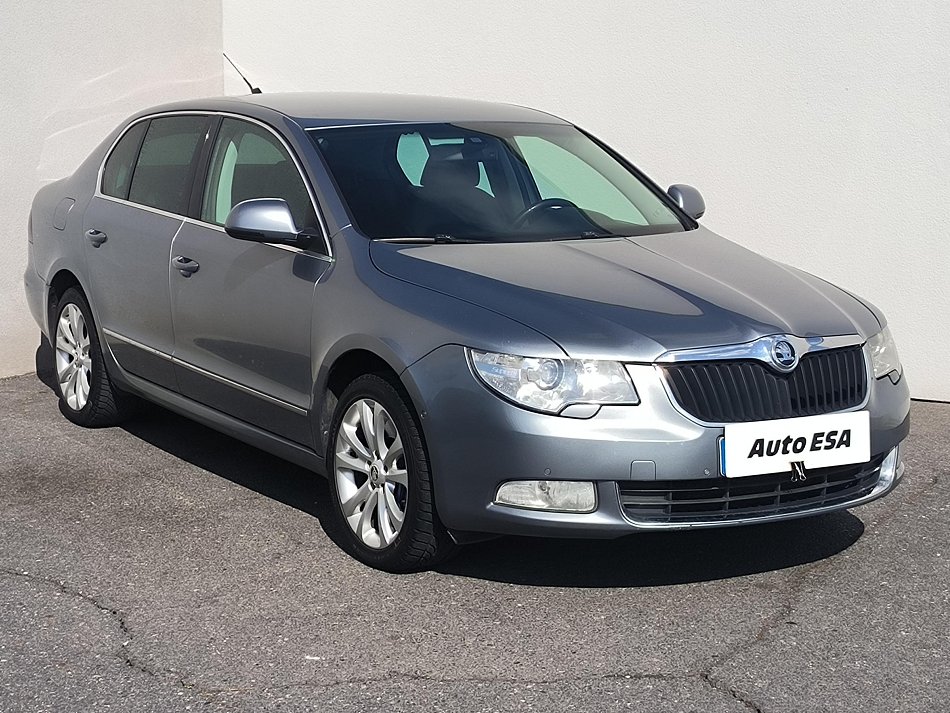 Škoda Superb II 3.6 FSi Elegance 4x4