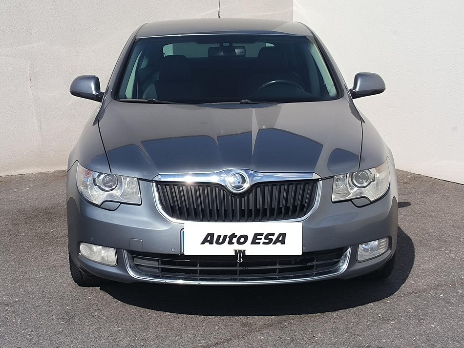 Škoda Superb II 3.6 FSi Elegance 4x4