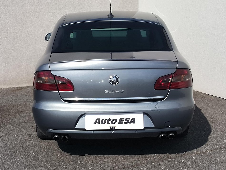 Škoda Superb II 3.6 FSi Elegance 4x4