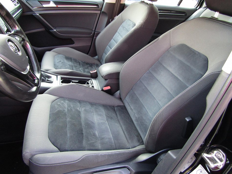 Volkswagen Golf 2.0TDi 