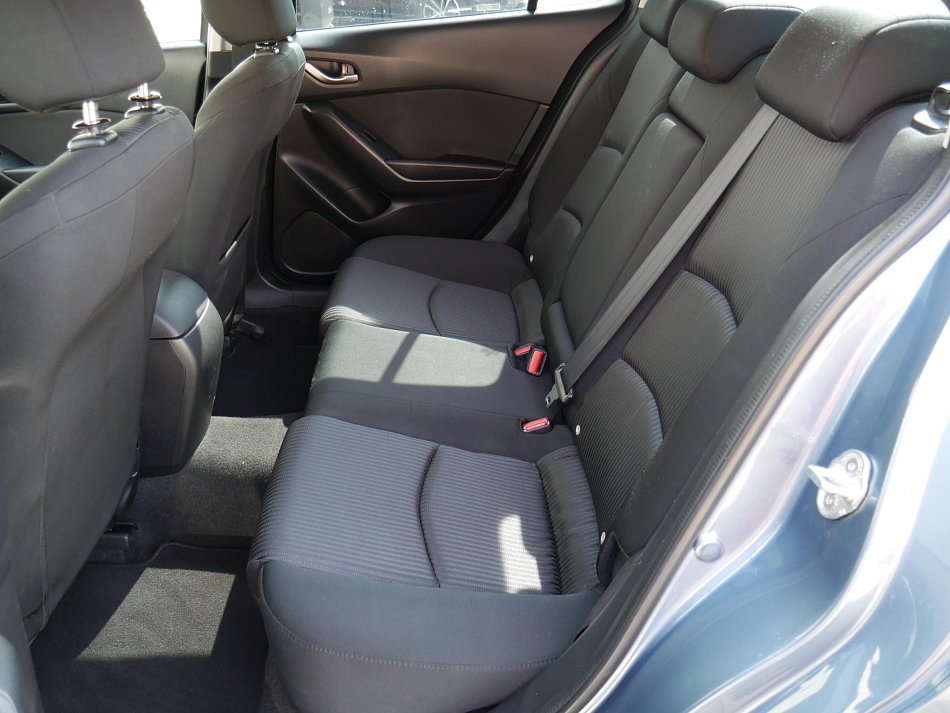 Mazda 3 2.0 SKY ACTIV 