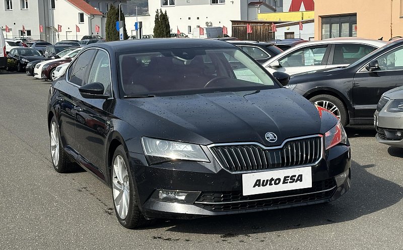 Škoda Superb III 2.0 TSi  4x4