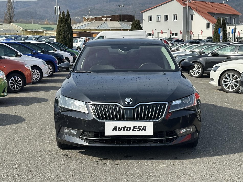 Škoda Superb III 2.0 TSi  4x4