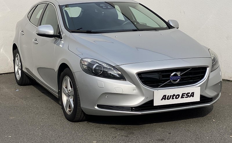 Volvo V40 1.6 D2 Momentum