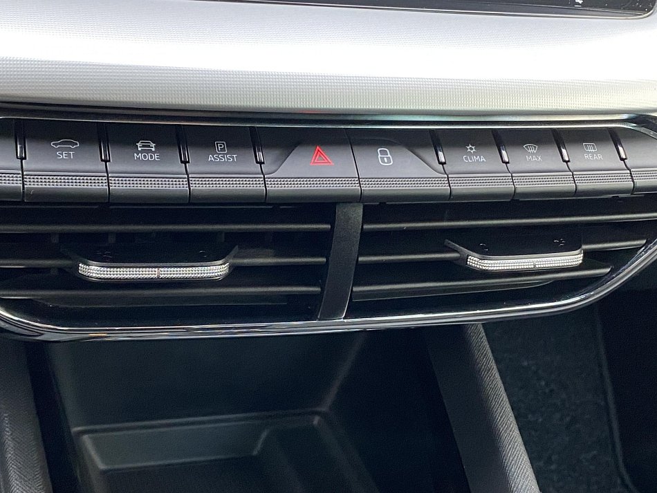 Škoda Octavia IV 1.5 TSi Style