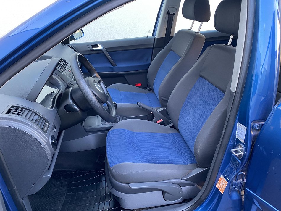 Volkswagen Polo 1.2 i 