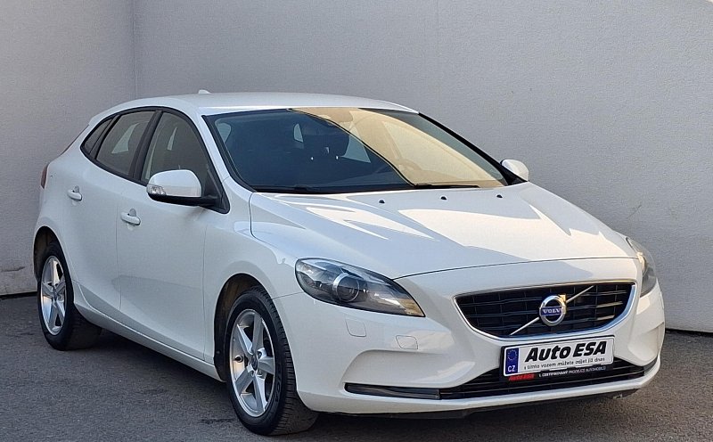 Volvo V40 1.6 D2 
