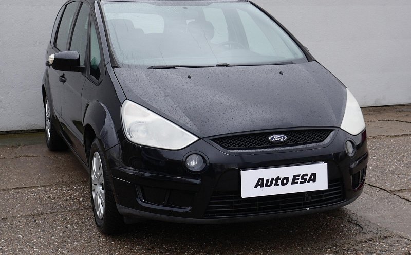 Ford S-MAX 2.0i 