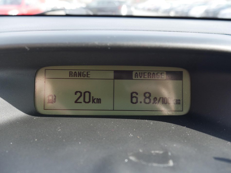 Toyota Avensis 1.8 i 