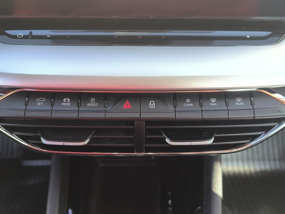 Škoda Octavia IV 1.5 TSI Style