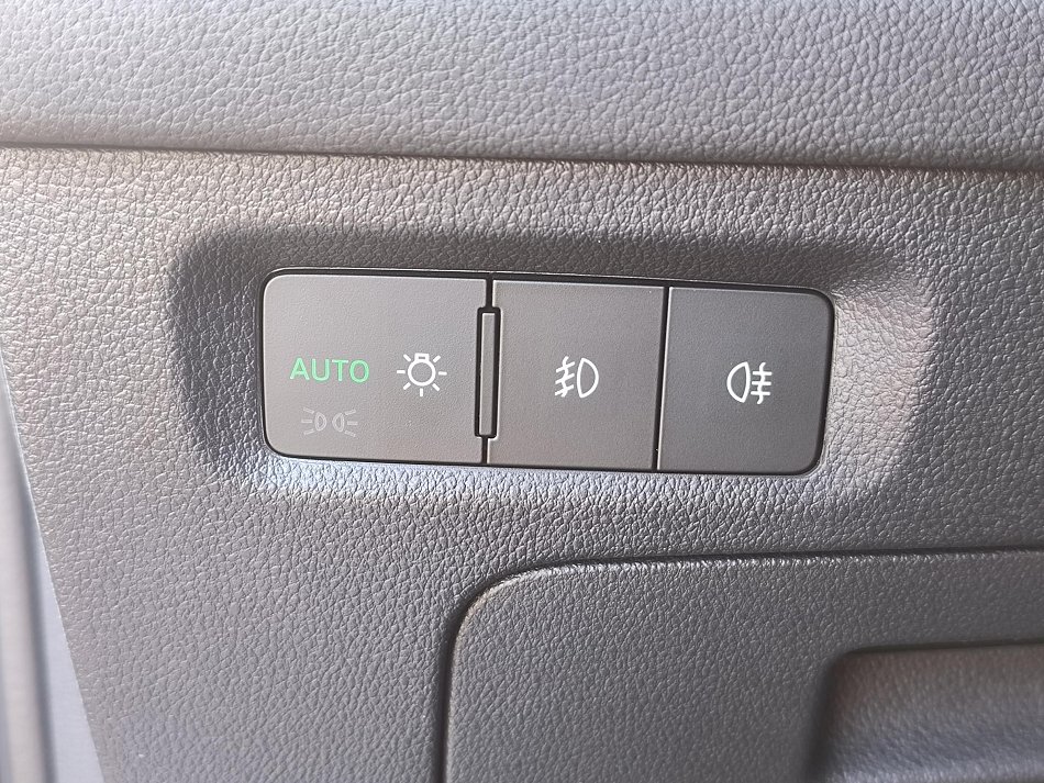 Škoda Octavia IV 1.5 TSI Style