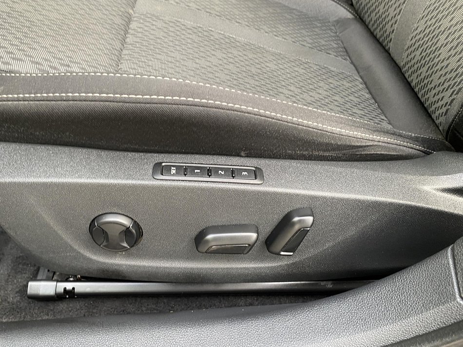 Škoda Octavia IV 2.0 TDi Style