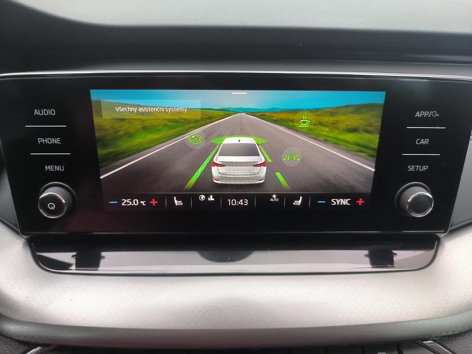 Škoda Octavia IV 1.5 TSi Ambition