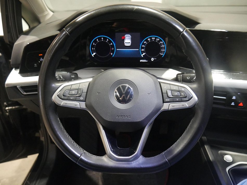 Volkswagen Golf 1.5 TSi 