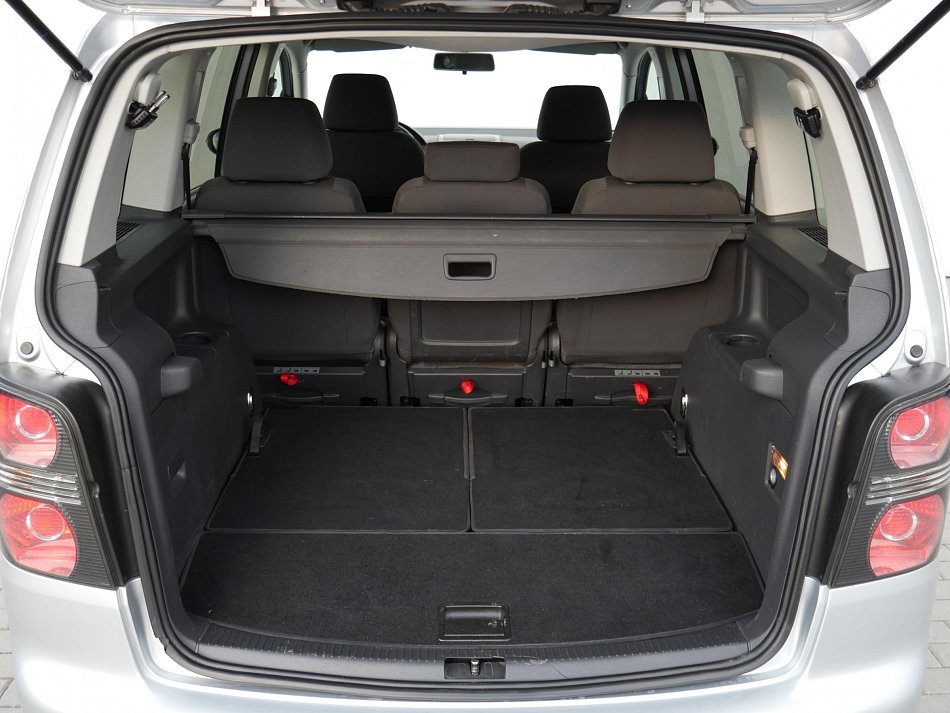 Volkswagen Touran 1.4TSI 